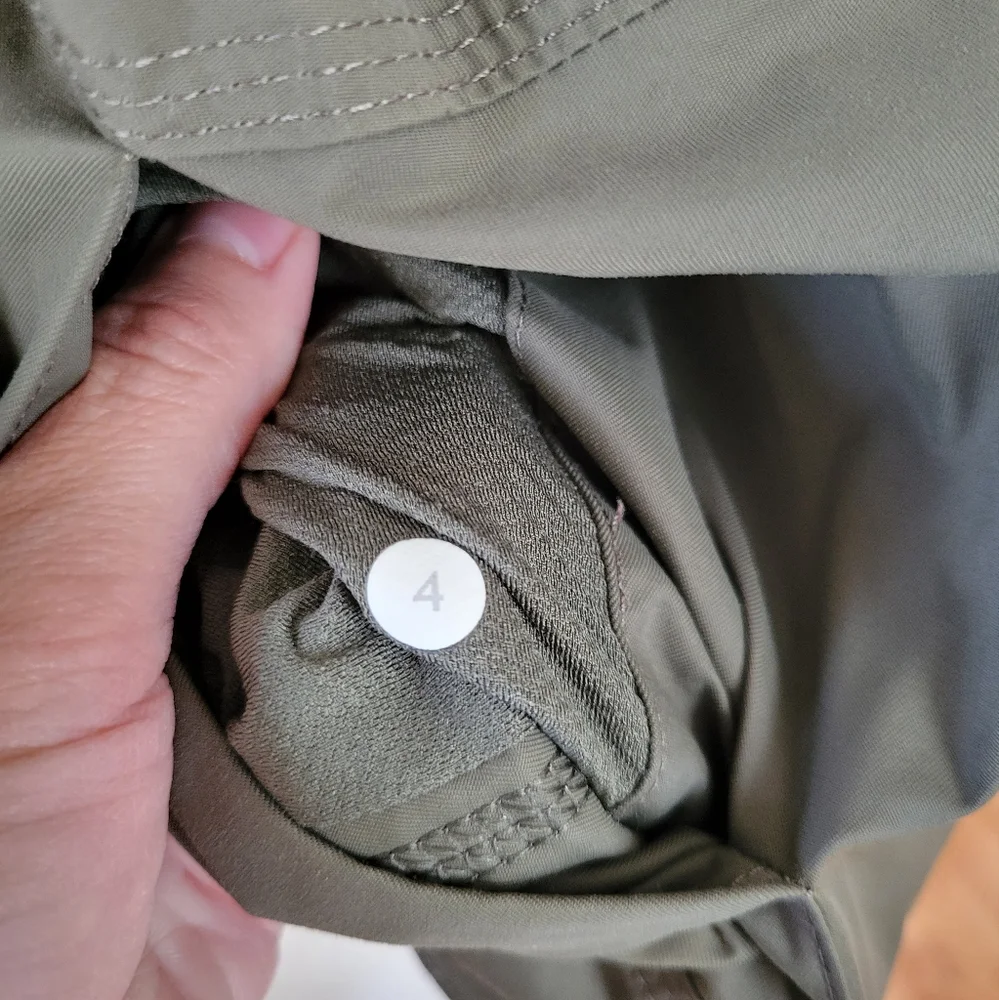 Lululemon Fo Drizzle Jacket 4 Olive Fatigue Green Rain Coat Hooded
